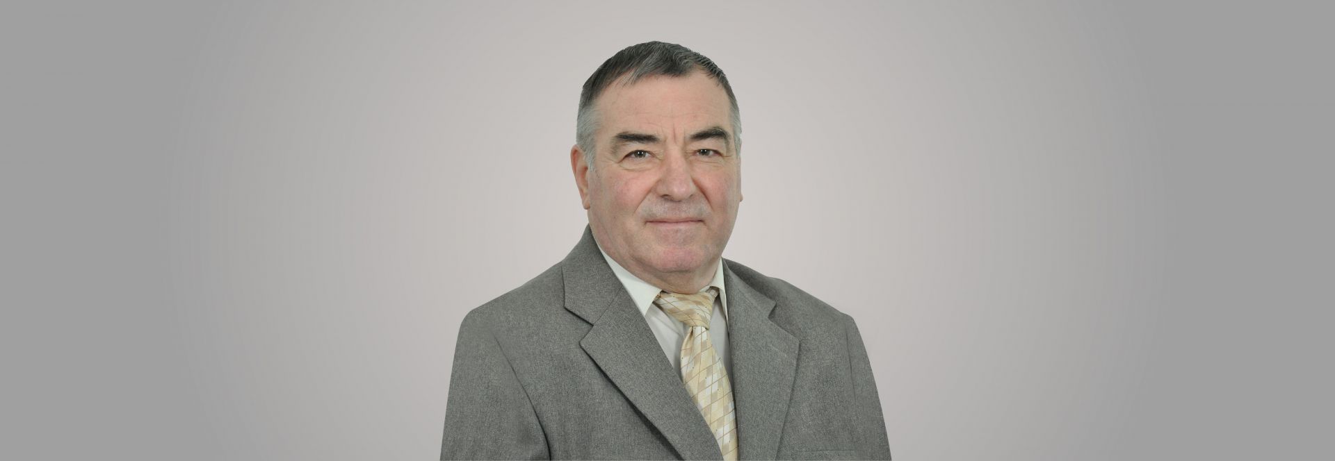 profesorul universitar Nicolae Gladun 
